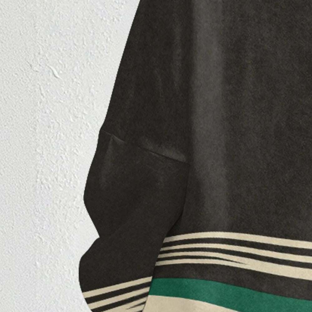 Modern women's blouse with off-the-shoulder design, printed and adjustable.